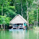Guatemala5532 19 Juin 2017   Bien à Labri Au Fond Du Rio Dulce