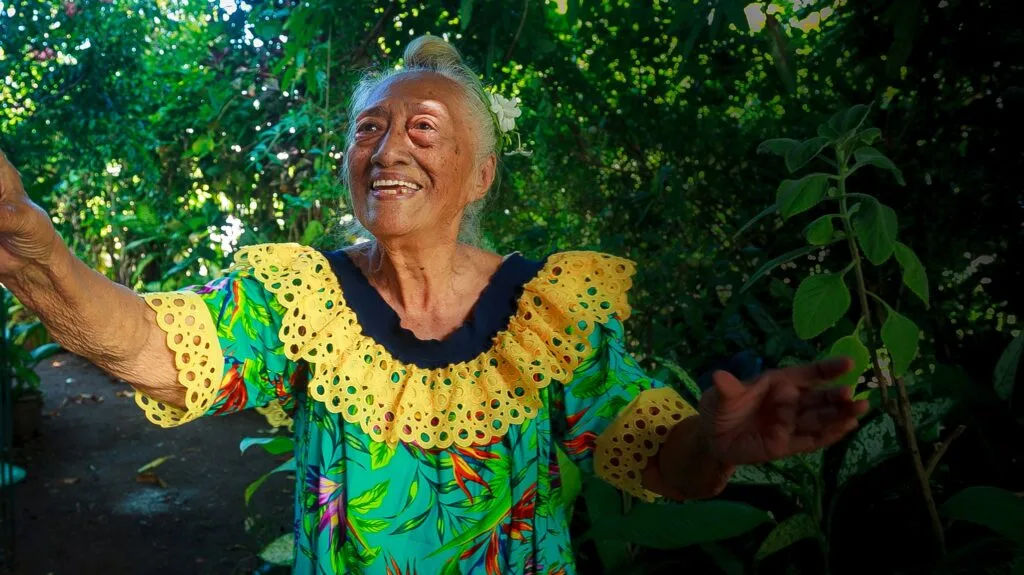 Noelineihorai 4   Femme De Polynésie  Noéline Ihorai